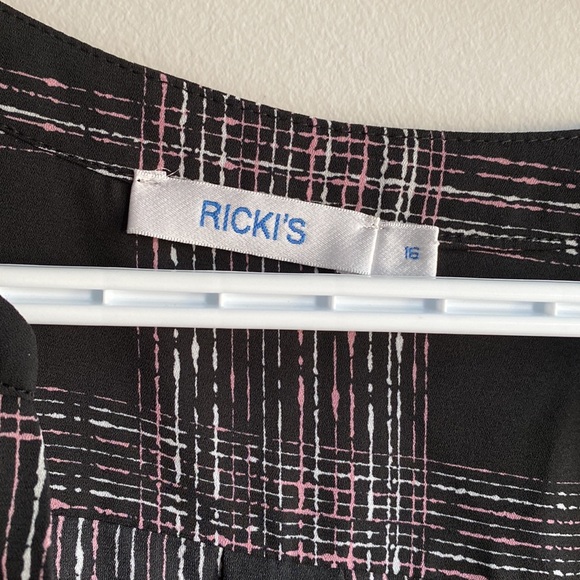 Black and Pink Tunic from Ricki’s Size 16 - Picture 3 of 5